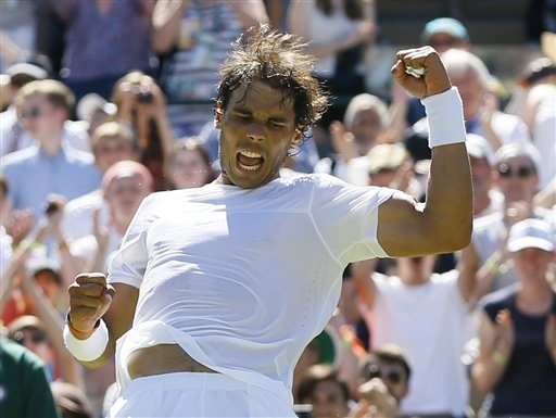 Nadal vượt qua được thử thách đầu tiên - 1 Niềm vui chiến thắng của Nadal