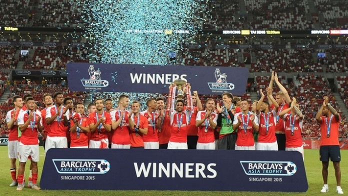 Arsenal vô địch Barclay Asia Trophy