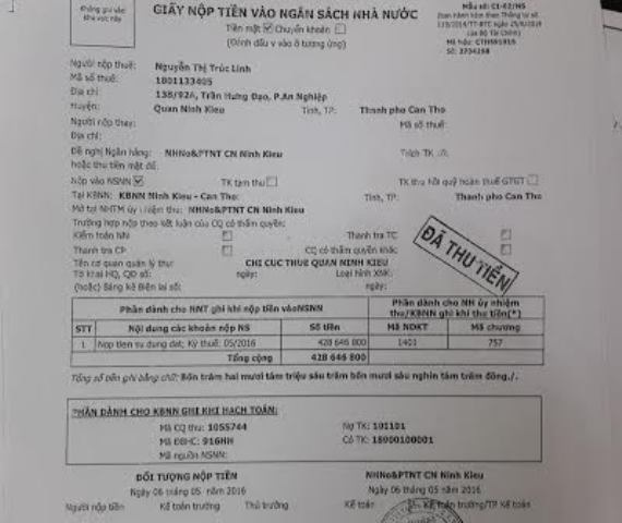 Cần Thơ: Chính quyền bất đồng quan điểm, dân lâm vào cảnh "màn trời chiếu đất"! - 3 Chị Linh đã nộp 430 triệu đòng tiền chuyển mục đích đất 6 tháng nay nhưng vẫn không được nhận giấy chứng nhận quyền sử dụng đất