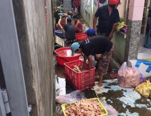 Cần Thơ: Phát hiện và thu giữ 400 kg thịt gà tẩm ướp hàn the - 2 Cần Thơ: Phát hiện và thu giữ 400 kg thịt gà tẩm ướp hàn the - 2