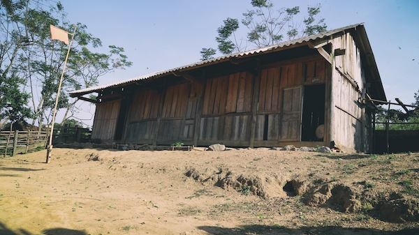 Điểm trường Phà Đánh (Bản Huồi Nhúc, xã Phà Đánh, huyện Kỳ Sơn, Nghệ An) vẫn còn rất nhiều khó khăn.