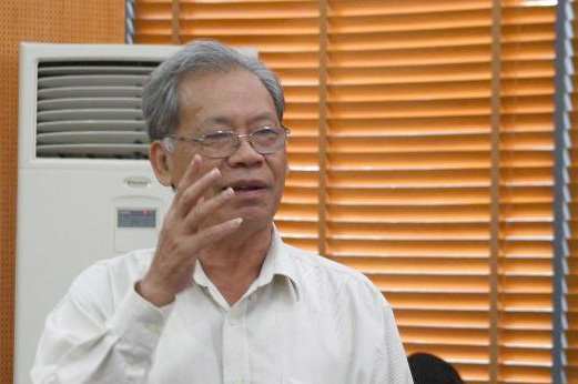 Nguyên Thứ trưởng Bộ Nội vụ Thang Văn Phúc cho rằng, giá trị xã hội của người công chức bị giảm sút, làm cho hiệu lực thực thi công vụ thấp​.