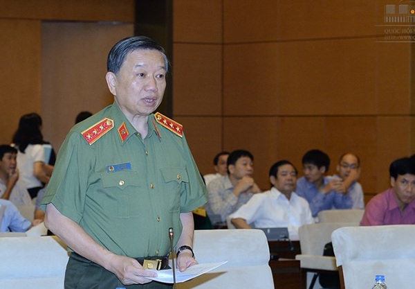 Bộ trưởng Công an: Tội phạm đâm thuê chém mướn có dấu hiệu phức tạp trở lại - 1 Theo Bộ trưởng Bộ Công an Tô Lâm, tội phạm có tổ chức, nhất là đâm thuê chém mướn… có dấu hiệu phức tạp trở lại.