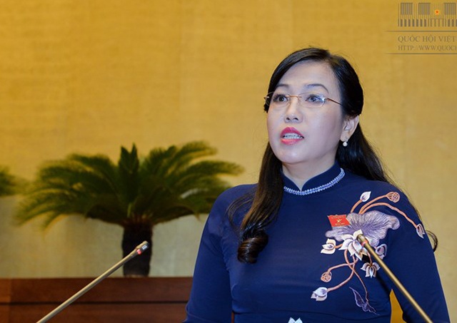 Một số bộ ngành né tránh kiến nghị của cử tri - 1 Bà Nguyễn Thanh Hải - Trưởng ban Dân nguyện báo cáo trước Quốc hội kết quả giám sát việc giải quyết kiến nghị của cử tri