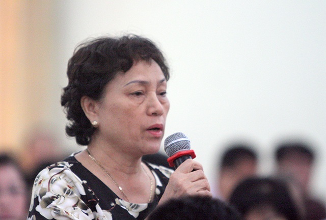 Cử tri Vũ Thị Liên (phường Dịch Vọng Hậu) nhắc lại vụ cháy quán karaoke làm 13 người thiệt mạng