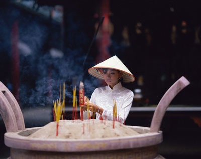 Nhang tẩm hóa chất có thể gây mù lòa - 1