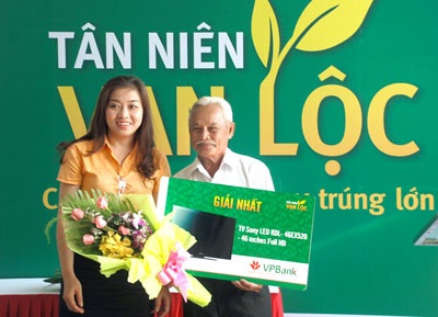 Hơn 100 giải thưởng từ “Tân niên vạn lộc” đã có chủ - 2