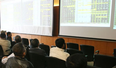 Thị trường chứng khoán: Chịu đau đại phẫu - 1 Thị trường chứng khoán: Chịu đau đại phẫu - 1