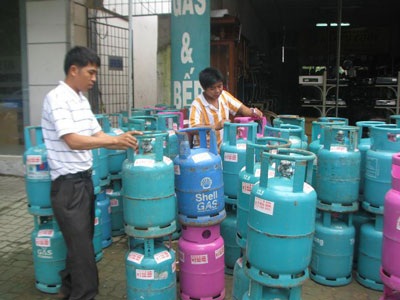 Bộ trưởng Huệ: Cân nhắc giảm thuế nhập khẩu gas xuống 2% - 1 Bộ trưởng Huệ: Cân nhắc giảm thuế nhập khẩu gas xuống 2% - 1