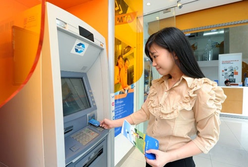 Nghẽn ATM - đến hẹn lại lên - 1 Nghẽn ATM - đến hẹn lại lên