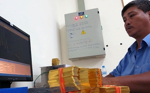Thêm 1 tấn vàng SJC được mở bán vào sáng nay - 1 Đấu thầu vàng miếng khiến giá vàng giảm mạnh (ảnh minh họa).