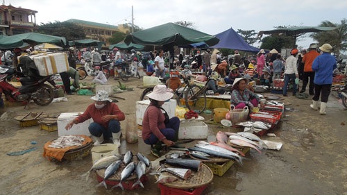 Đi chợ cá ... đầu Xuân - 2 Đi chợ cá ... đầu Xuân