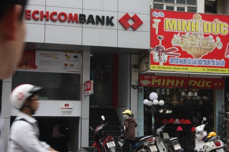 Vắng như ngân hàng … mùa giảm lãi suất