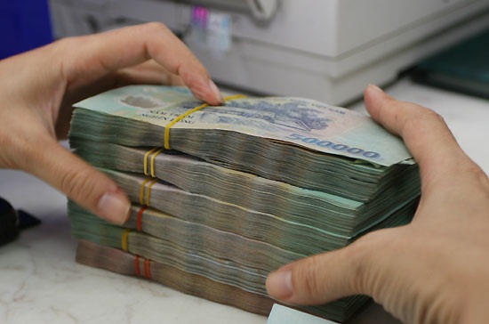 Những "siêu ý tưởng" của các hiệp hội - 1 Gửi tiết kiệm sẽ phải nộp thuế thu nhập? (ảnh minh họa).
