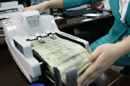 “Soi” sức khỏe ngân hàng trước mùa đại hội cổ đông - 1 Lợi nhuận ngân hàng sụt giảm mạnh (ảnh minh họa).