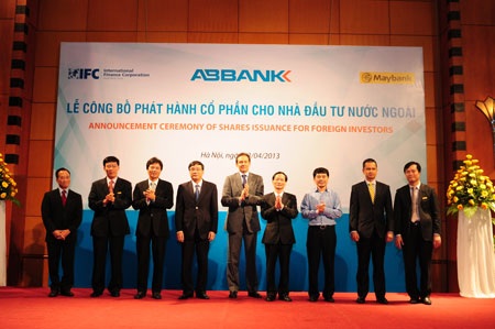 ABBank chính thức bán 30% cổ phần cho đối tác ngoại - 1 Room vốn ngoại tại ABBank đã hết.