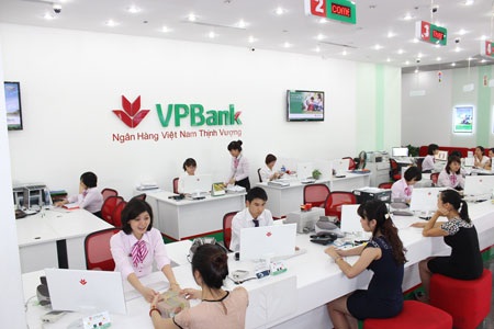 VPBank - Ngân hàng bán lẻ sáng tạo nhất Việt Nam 2013.