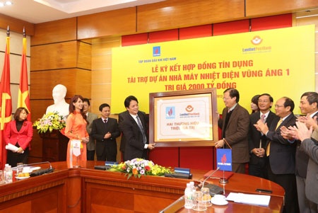 LienVietPostBank tài trợ 2.000 tỷ đồng cho Nhà máy Vũng Áng 1 - 1 LienVietPostBank tài trợ 2.000 tỷ đồng cho Nhà máy Vũng Áng 1.