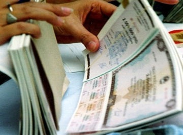 Phát hành thêm trái phiếu, dư nợ công, nợ Chính phủ vẫn an toàn!