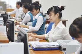Nhân sự cấp cao hưởng mức lương 110 triệu đồng/tháng - 1 Tuyển dụng nhân sự ngành ngân hàng sụt giảm dần.