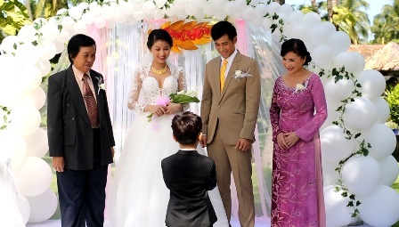 Phim “Hạnh phúc nhân đôi” đánh thức bổn phận làm con