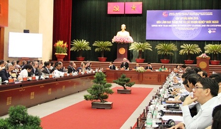 TPHCM cam kết sẽ không có tình trạng nhũng nhiễu doanh nghiệp - 2 Doanh nghiệp FDI tin rằng TPHCM sẽ là môi trường đầu tư hấp dẫn nhất ASEAN