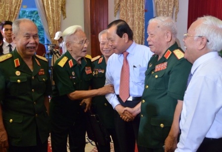 Sự trùng hợp giữa trận Điện Biên Phủ và chiến dịch Hồ Chí Minh - 1 Sự trùng hợp giữa trận Điện Biên Phủ và chiến dịch Hồ Chí Minh
