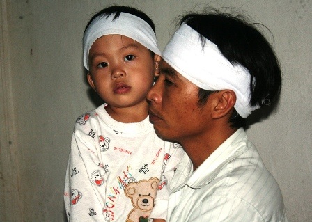 Vụ sản phụ tử vong ở Thái Bình: “Mong làm rõ nguyên nhân cái chết của vợ tôi” - 3 Đứa con 4 tuổi vẫn còn ngây ngô gọi mẹ, cháu chưa đủ lớn để thấu hiểu nỗi đau quá lớn.