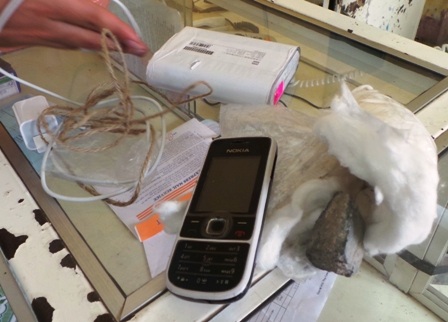 Những thứ có trong bưu phẩm.