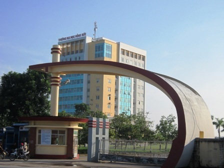 Trường ĐH Hồng Đức - nơi ông Dũng công tác.