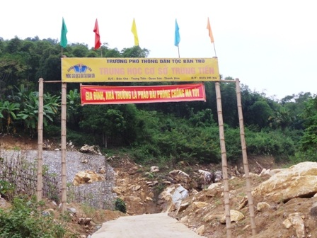 Trường THCS dân tộc nội trú Trung Tiến nơi thầy Ân công tác.
