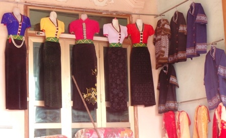 Những sản phẩm thổ cẩm.