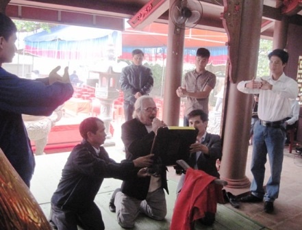  Ban hành lễ tập duyệt lại nghi thức lần cuối cùng chuẩn bị cho đêm khai ấn.