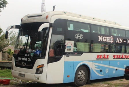 Hàng trăm xe khách vi phạm về lỗi chở quá khách.