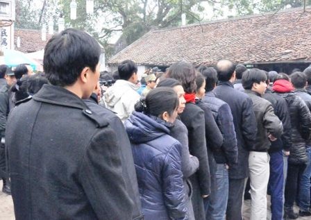 Cùng với nhiệm vụ của lực lượng chức năng thì ý thức của người dân và du khách là rất quan trọng.