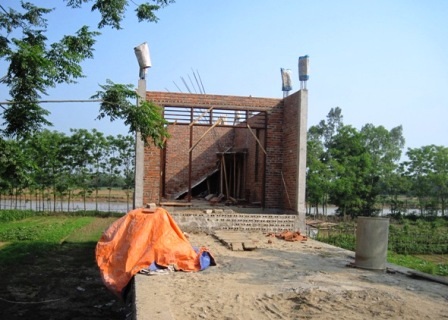 Một trong 4 hộ dân tại xã Hoằng Anh đã xây dựng xong căn nhà và mở dịch vụ kinh doanh.