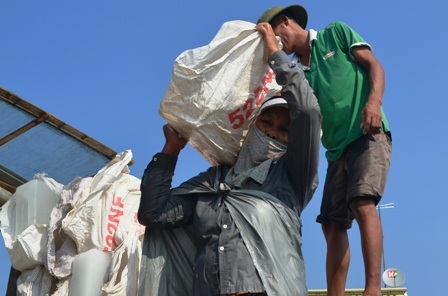 Công việc này lẽ ra chỉ dành cho phái mạnh.