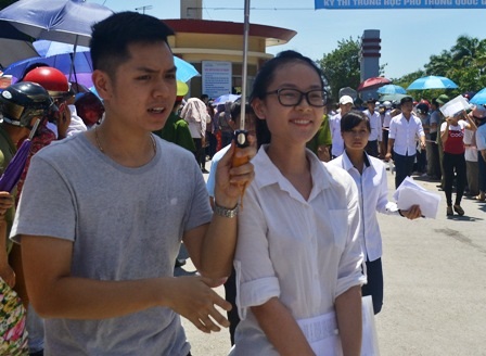 Các thí sinh đã hoàn thành buổi thi đầu tiên. (Ảnh: Duy Tuyên)