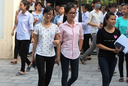 Thí sinh đã kết thúc kỳ thi THPT quốc gia 2015. (Ảnh: Duy Tuyên)