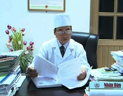 Thầy thuốc nhân dân Nguyễn Văn Giáp.