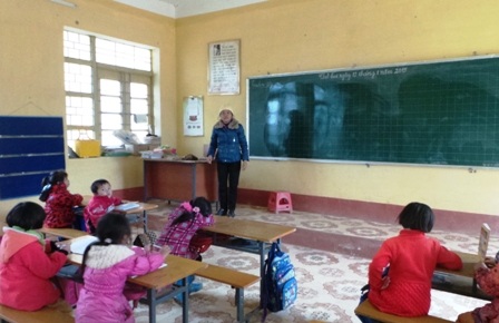 Điểm trường lẻ Khu Liên Sơn (xã Xuân Lẹ, huyện Thường Xuân, Thanh Hóa) còn nhiều khó khăn.