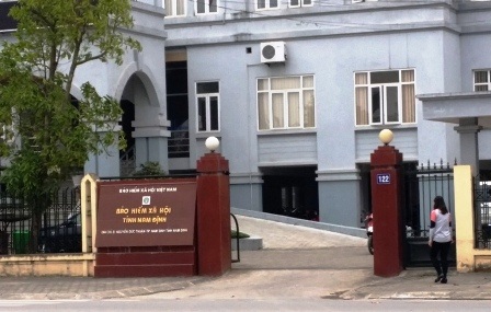 Vụ sai ngày tháng năm sinh trên thẻ bảo hiểm: Do in theo khuôn và sai sót trong kiểm tra - 3 BHXH tỉnh Nam Định.