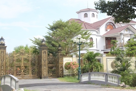 Căn biệt thự của gia đình ông Truyền tại xã Sơn Đông, TP Bến Tre