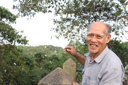 Đến đây du khách sẽ được chính chủ nhân khu vườn làm hướng dẫn viên du lịch