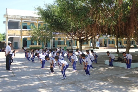 Học sinh trường tiểu học Vĩnh Hoà