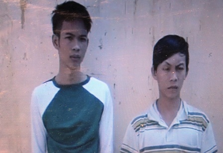 Hai đối tượng Nguyên và Lâm tại cơ quan công an