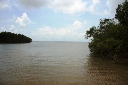 Vàm Khâu Băng, nơi đoàn tàu không số cập bến