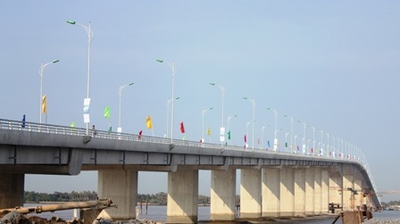 Cầu Cổ Chiên hoàn thành sau 21 tháng thi công