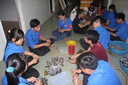 Hòa thượng Thích Trí Thọ rất vui khi được tiếp sức các sĩ tử