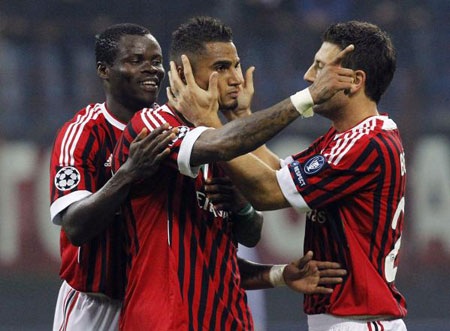 Ibrahimovic toả sáng, Milan giành chiến thắng nhẹ nhàng - 4